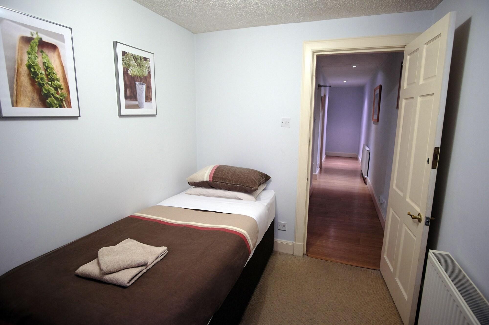 Regent House Hotel - City Centre Hotel Edinburgh Bagian luar foto