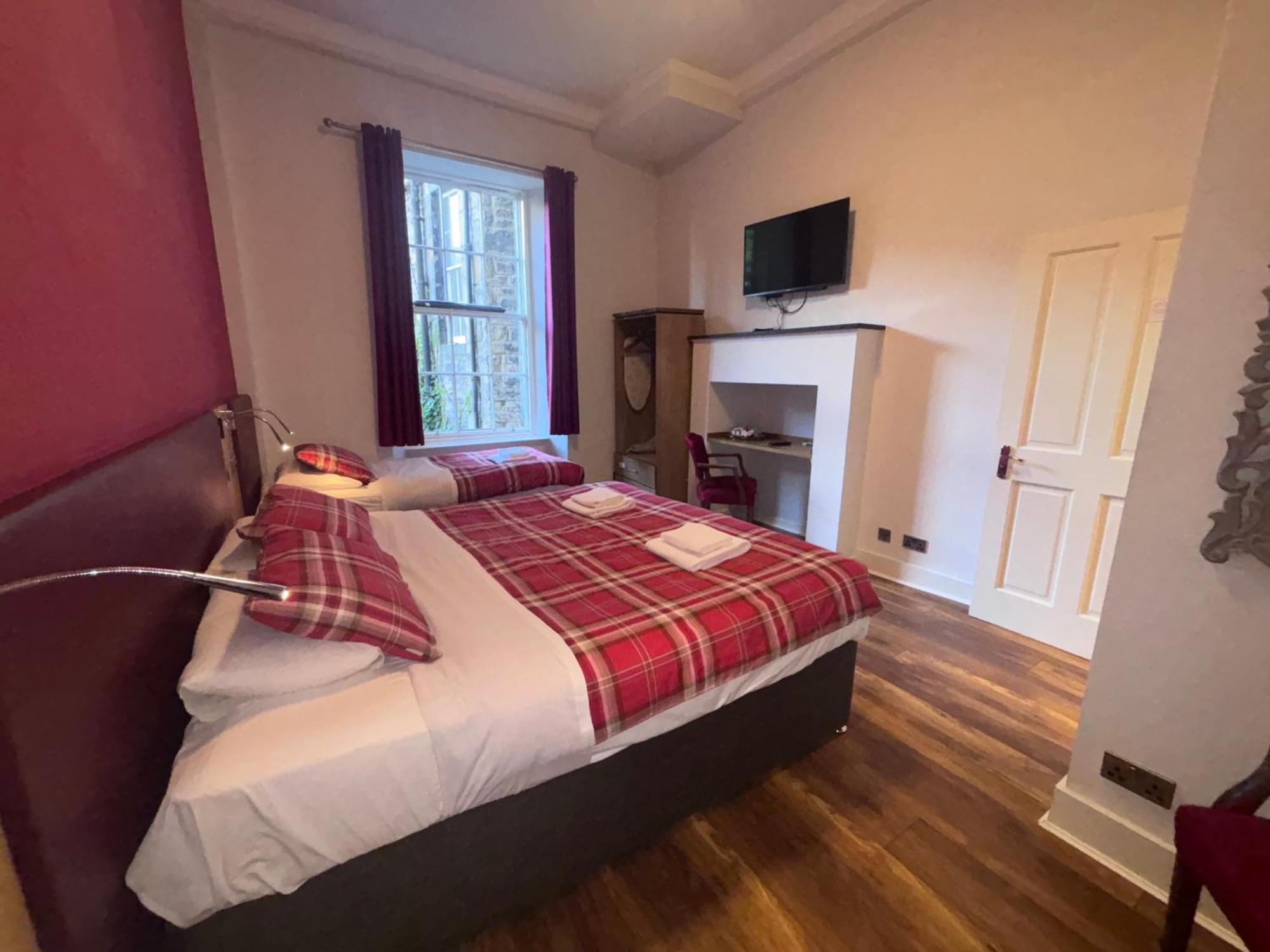 Regent House Hotel - City Centre Hotel Edinburgh Bagian luar foto